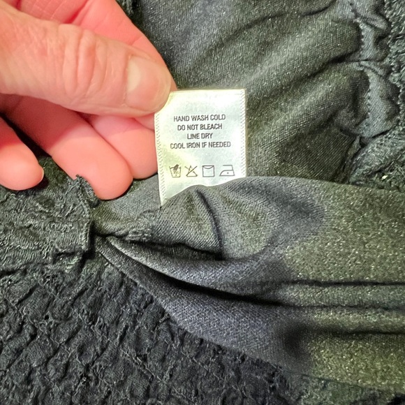 CECE Black lace flutter sleeve smocked top size M‎ - Picture 12 of 14